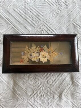 Vintage Wooden Footed Musical Jewelry Box Dried Flowers Glass Lid Tested Works